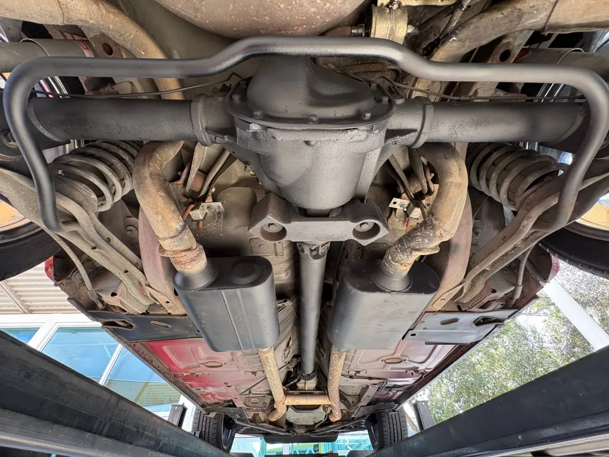 Vehicle photo 49