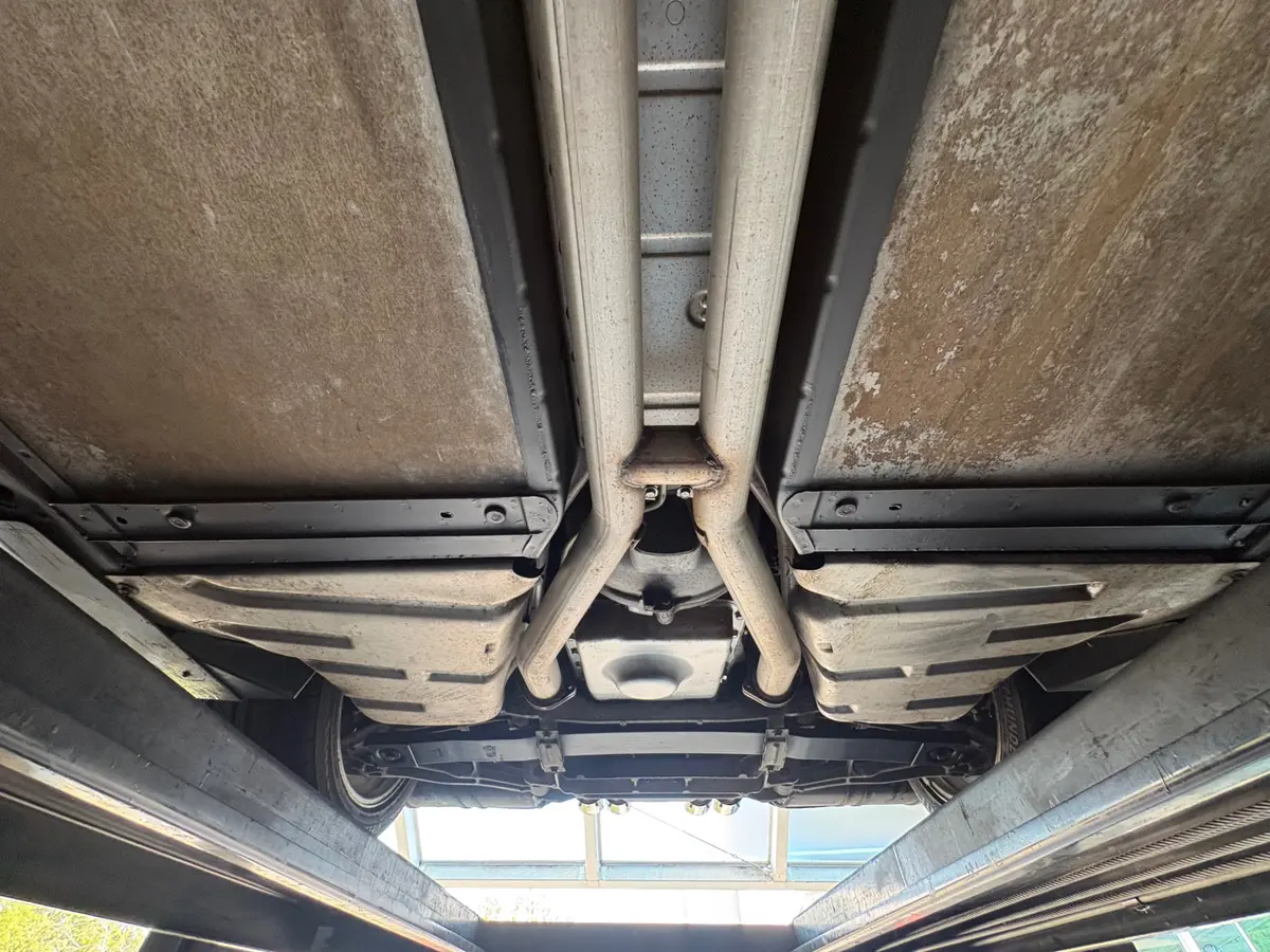 Vehicle photo 58