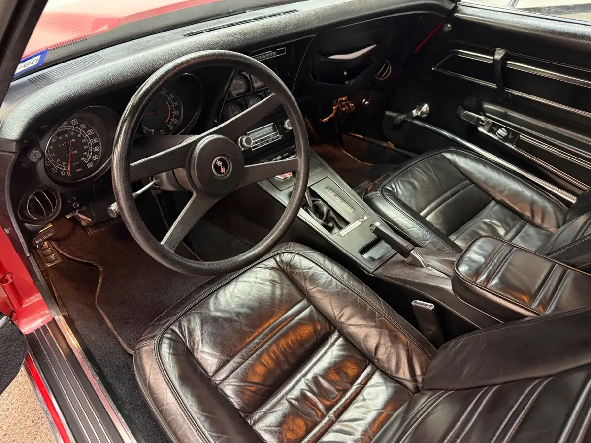 Vehicle photo 20
