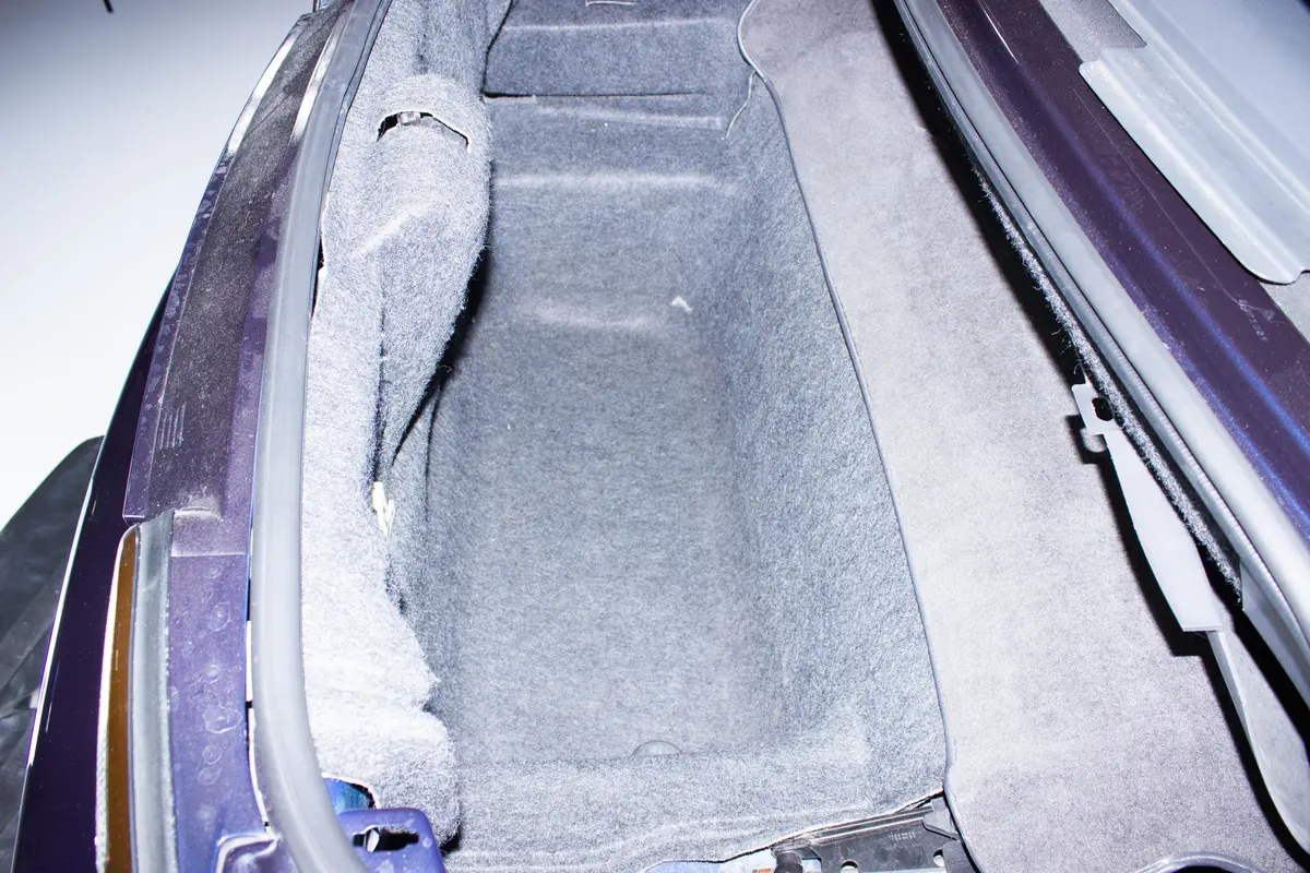 Vehicle photo 21