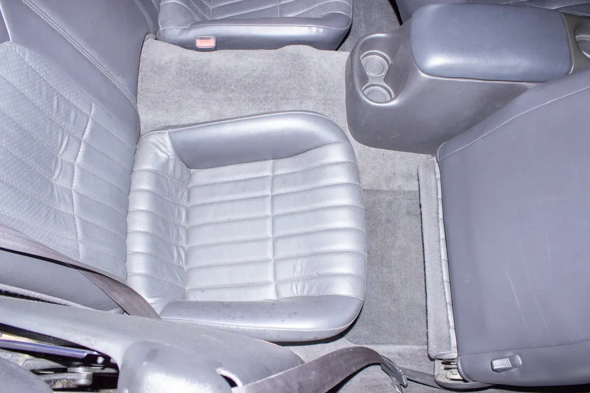Vehicle photo 45