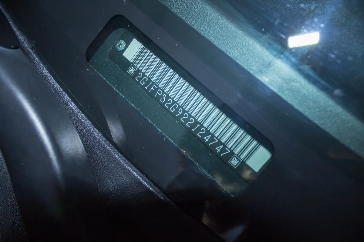Vehicle photo 56