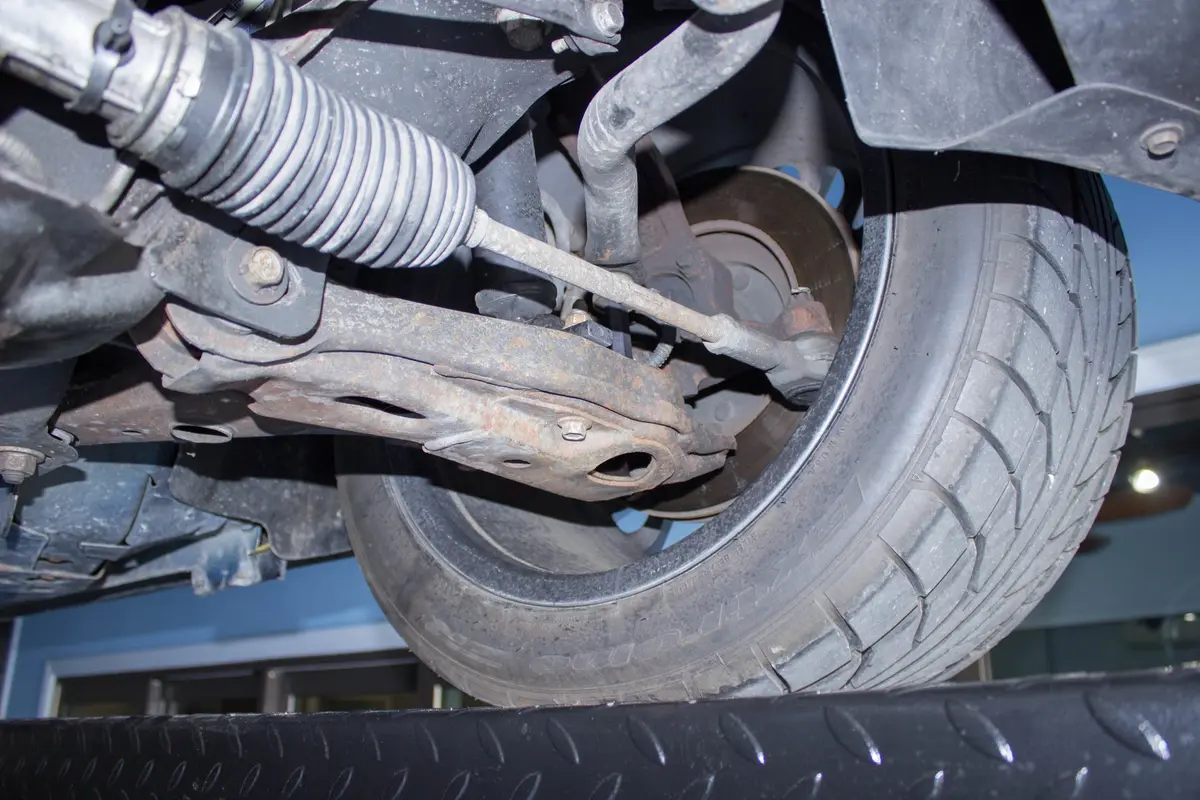 Vehicle photo 66