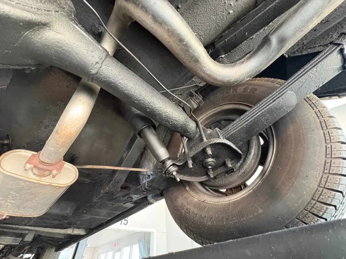 Vehicle photo 47