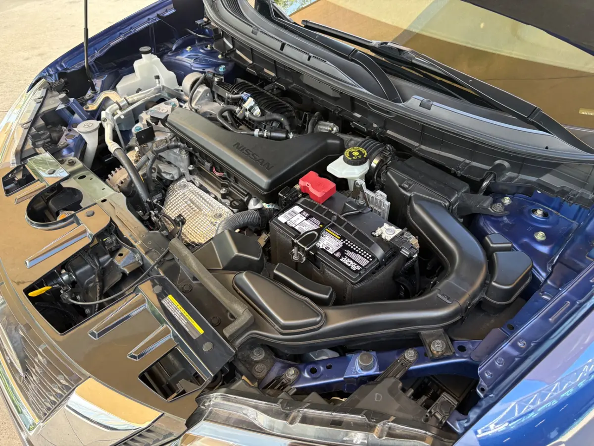 Vehicle photo 27