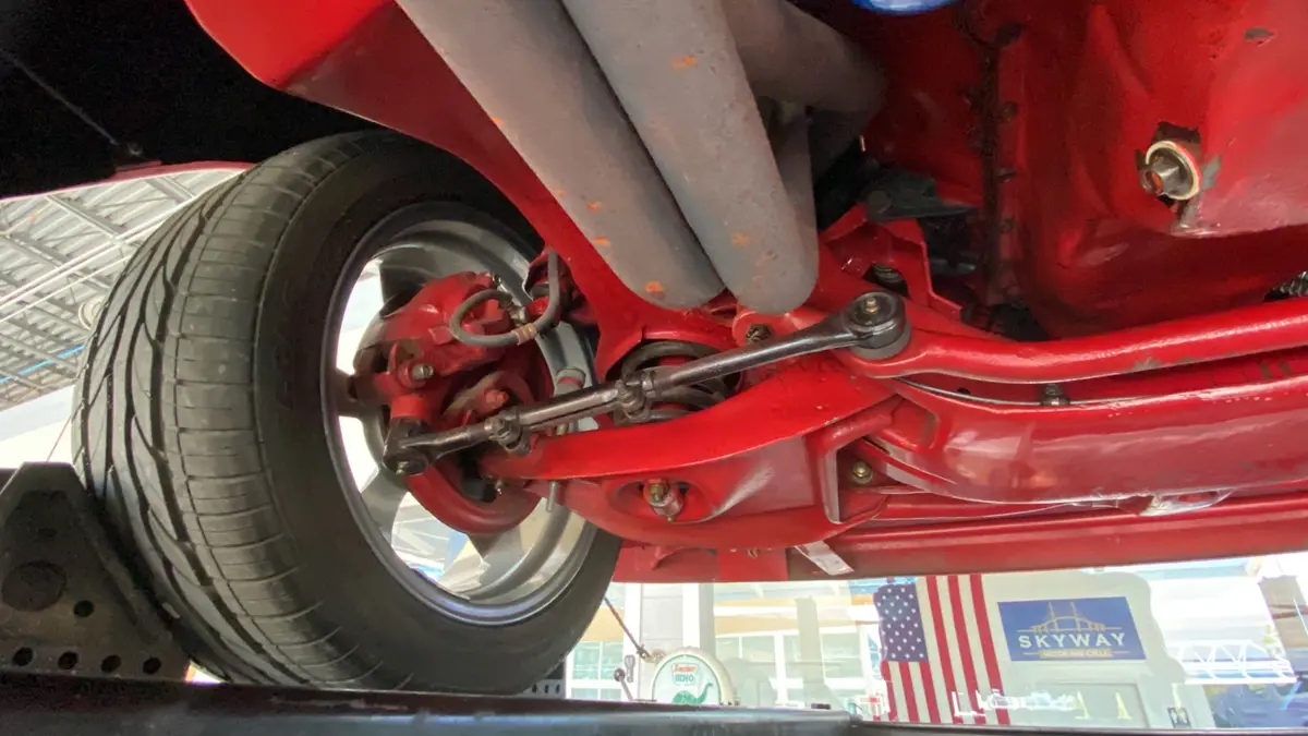Vehicle photo 45