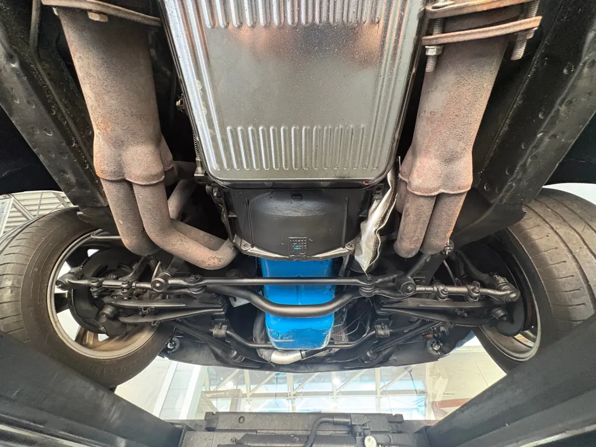 Vehicle photo 53