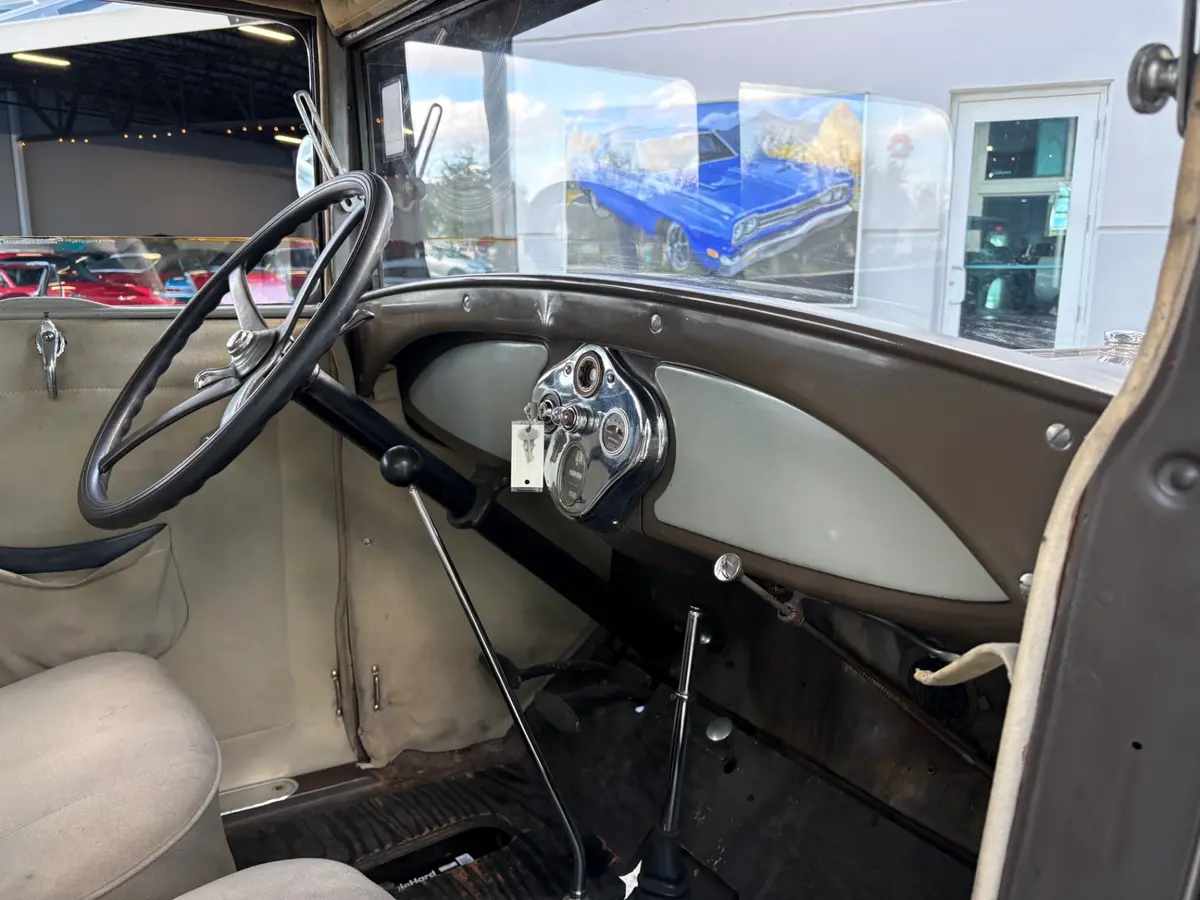 Vehicle photo 35