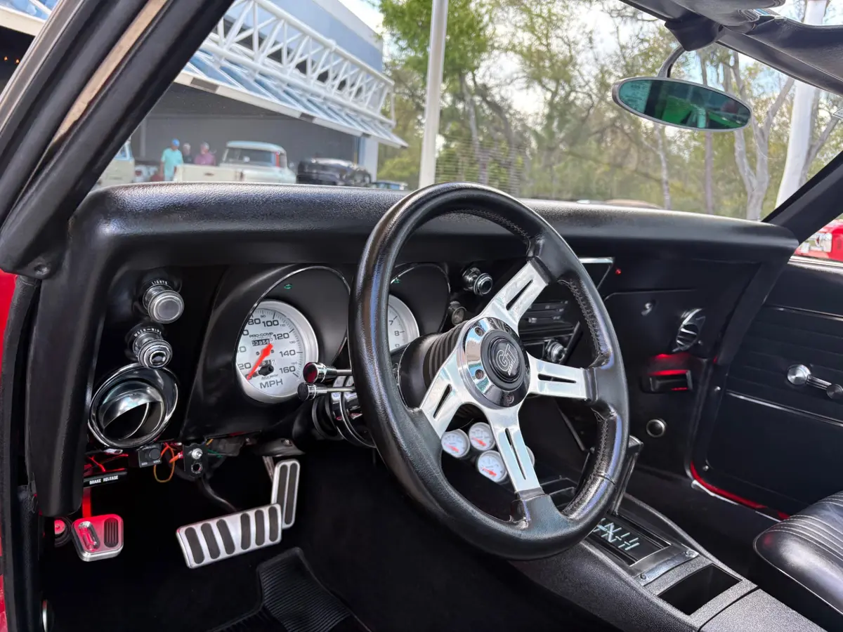 Vehicle photo 36