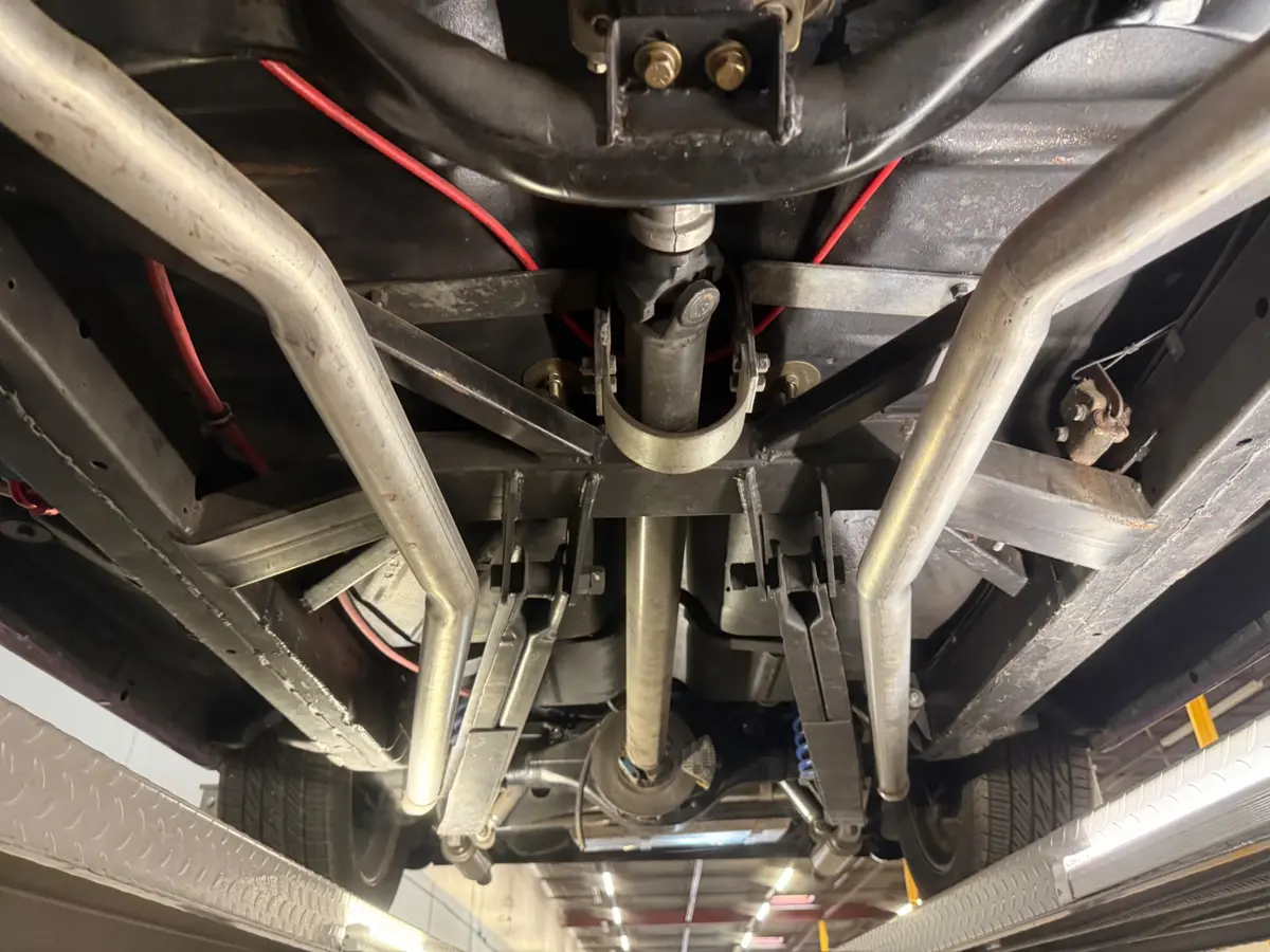 Vehicle photo 48