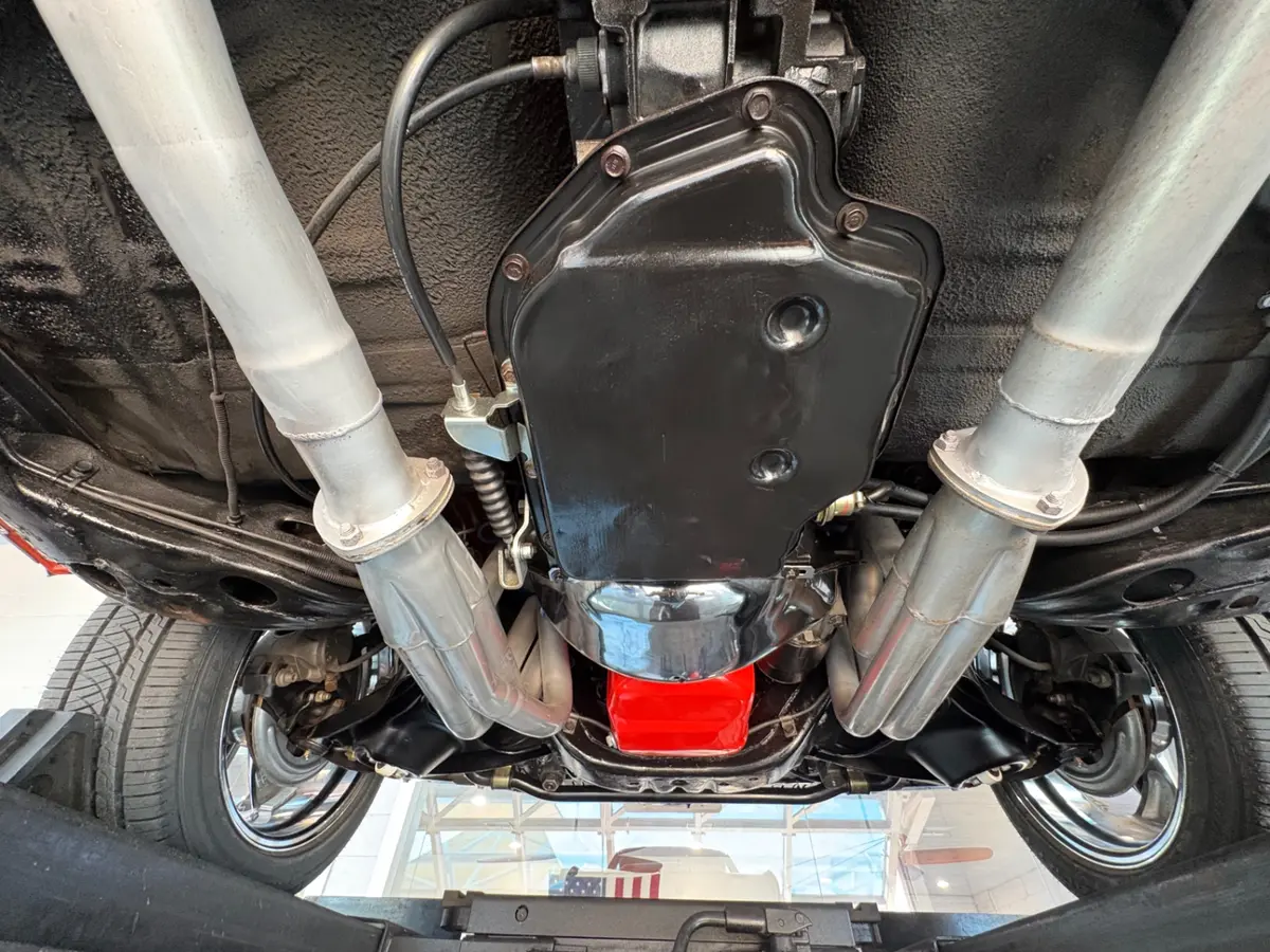 Vehicle photo 48