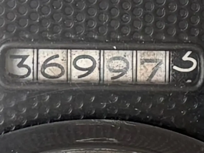 Vehicle photo 21
