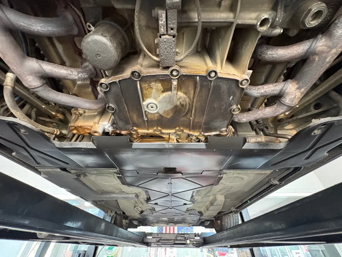 Vehicle photo 45