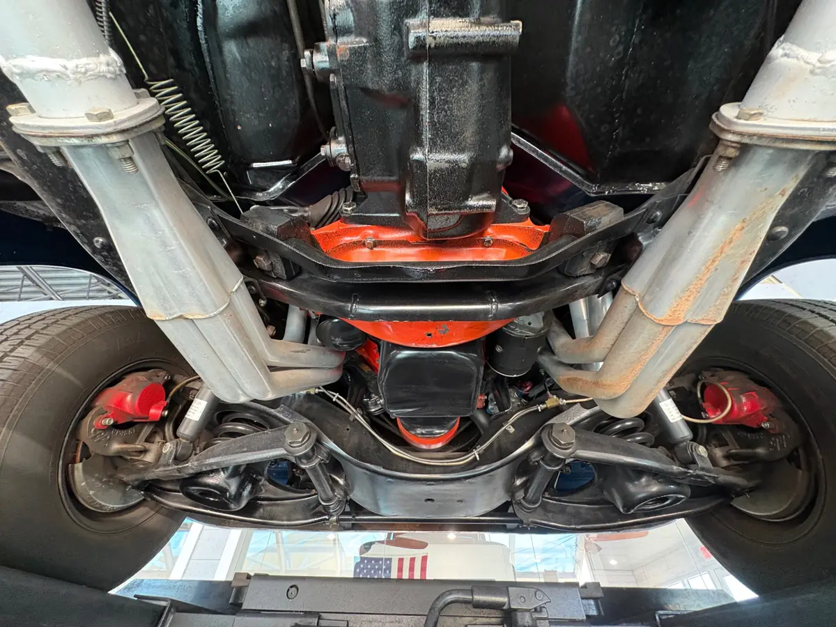 Vehicle photo 47