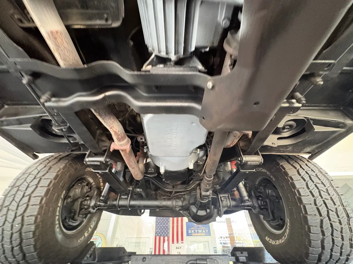 Vehicle photo 49
