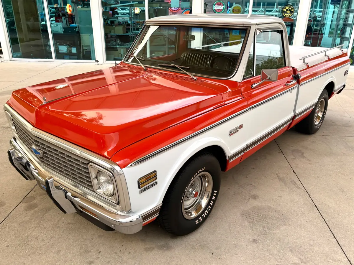 Vehicle photo 20