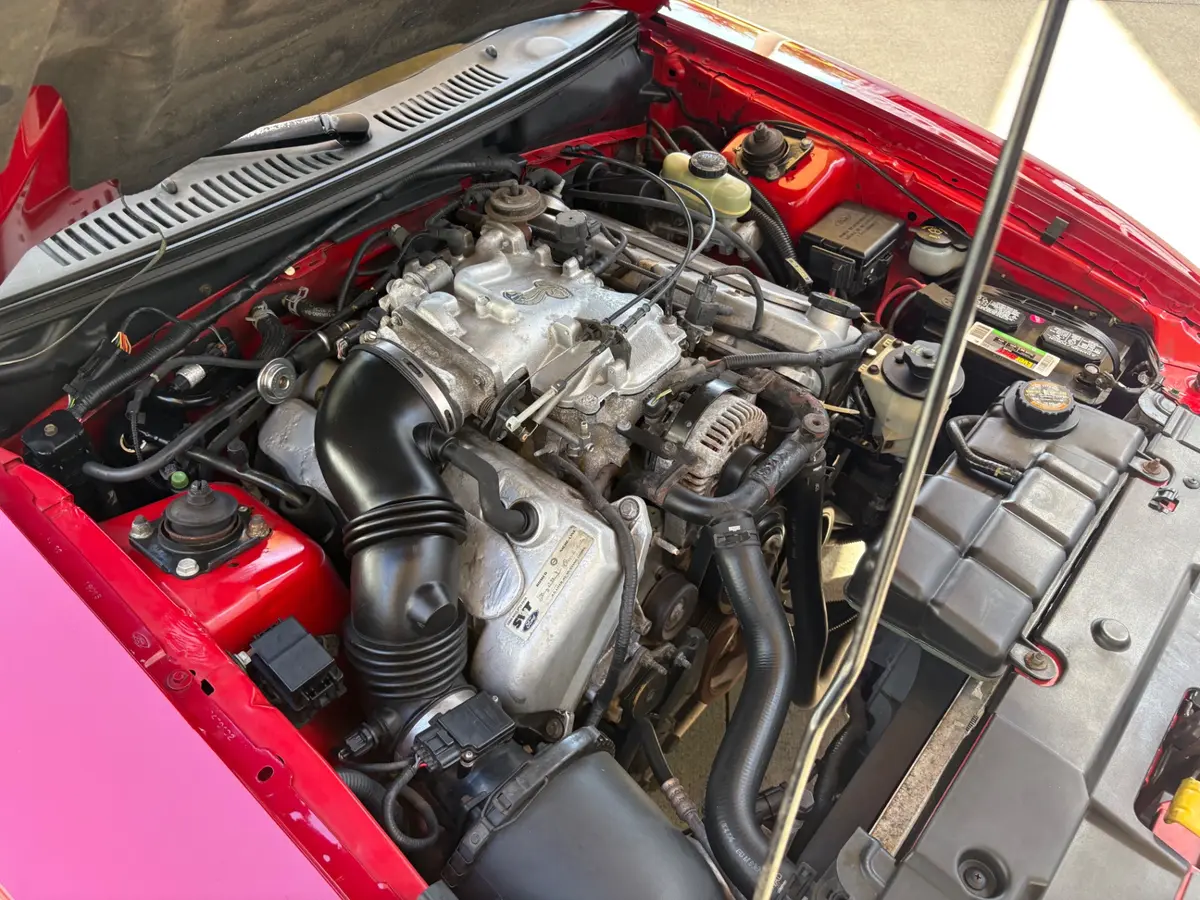 Vehicle photo 33