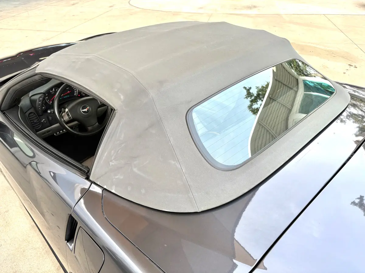 Vehicle photo 25