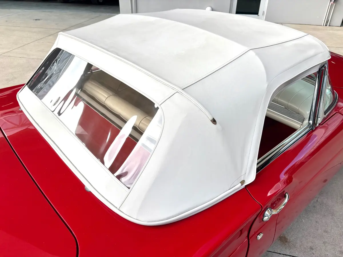 Vehicle photo 27