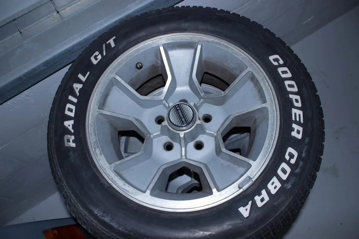 Vehicle photo 59