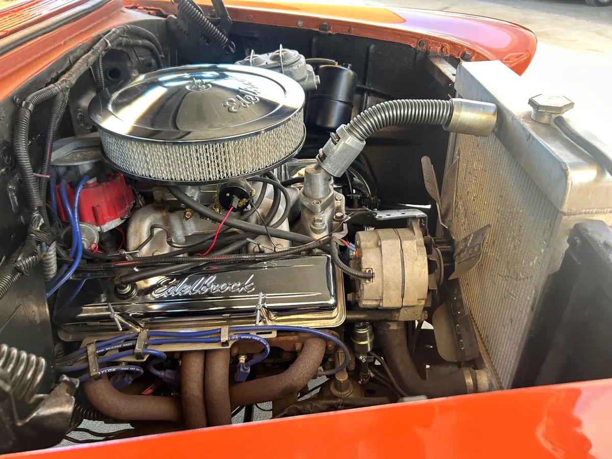 Vehicle photo 16