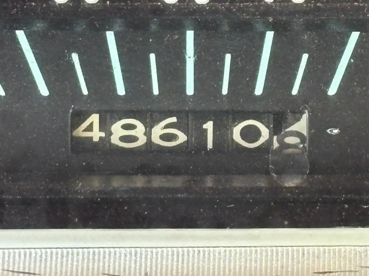 Vehicle photo 26