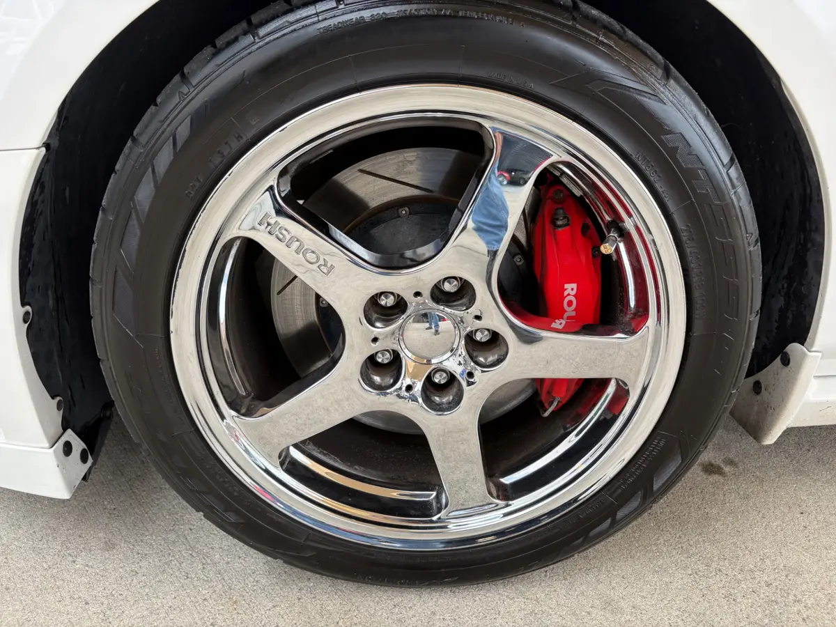Vehicle photo 22