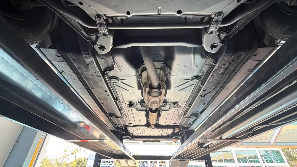 Vehicle photo 58