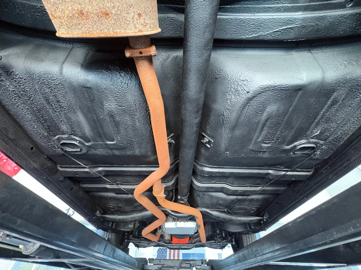 Vehicle photo 53