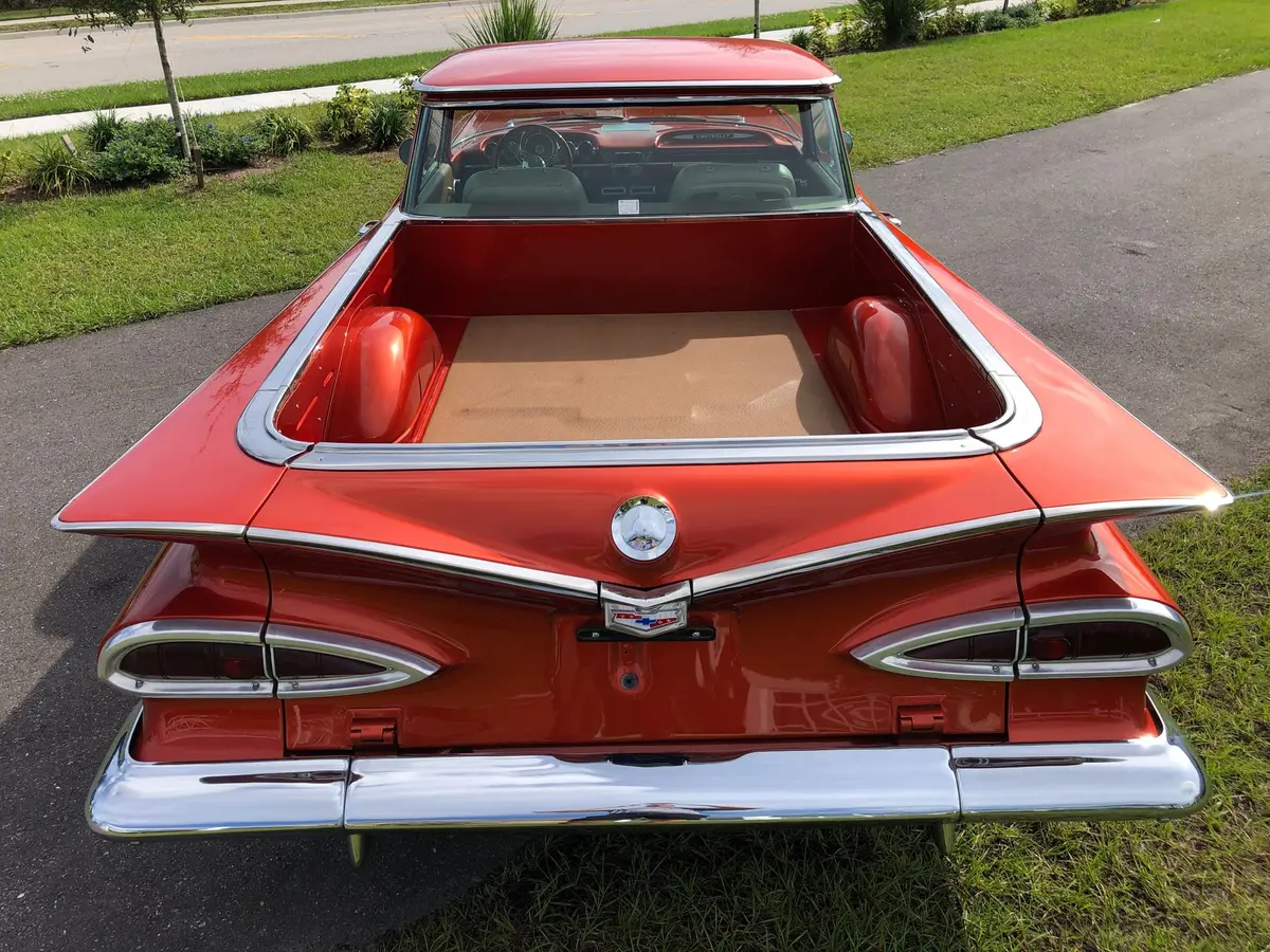 Vehicle photo 46
