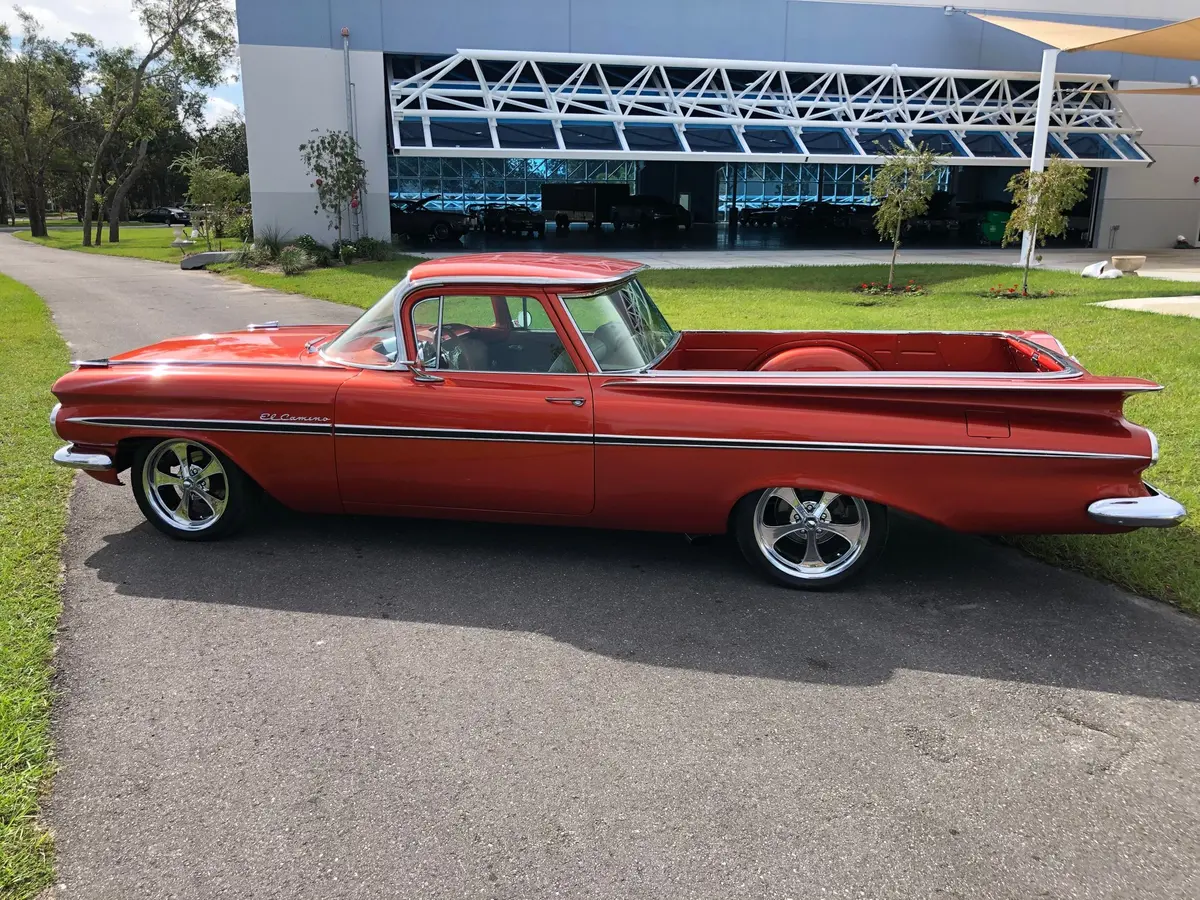 Vehicle photo 48