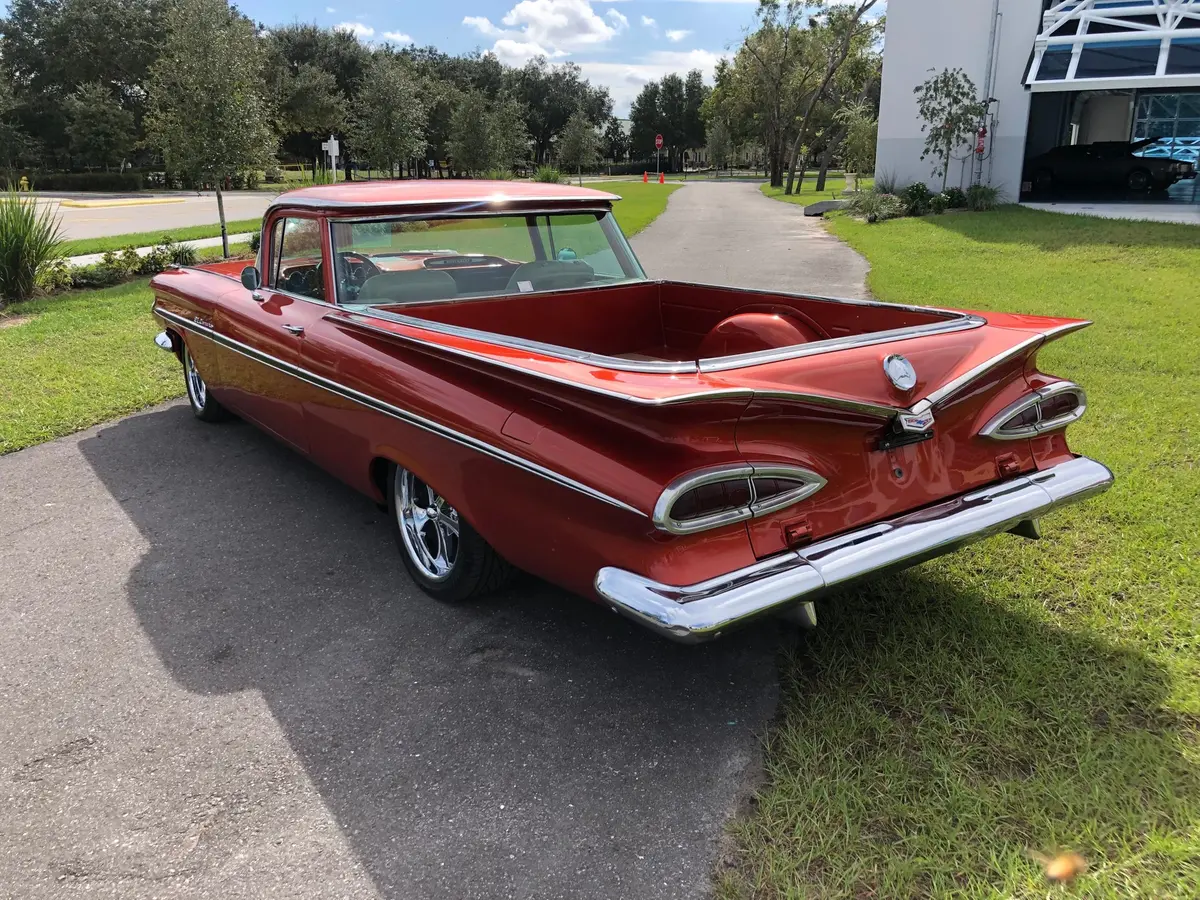 Vehicle photo 49