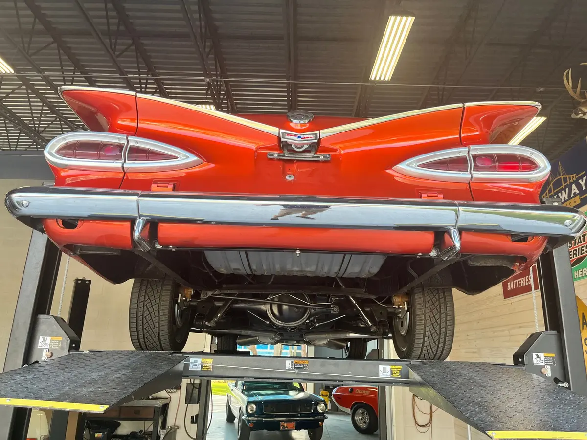 Vehicle photo 51