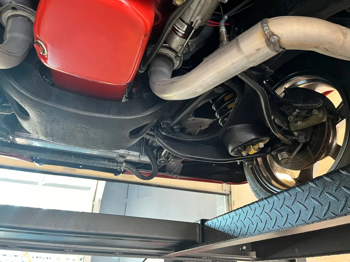 Vehicle photo 66
