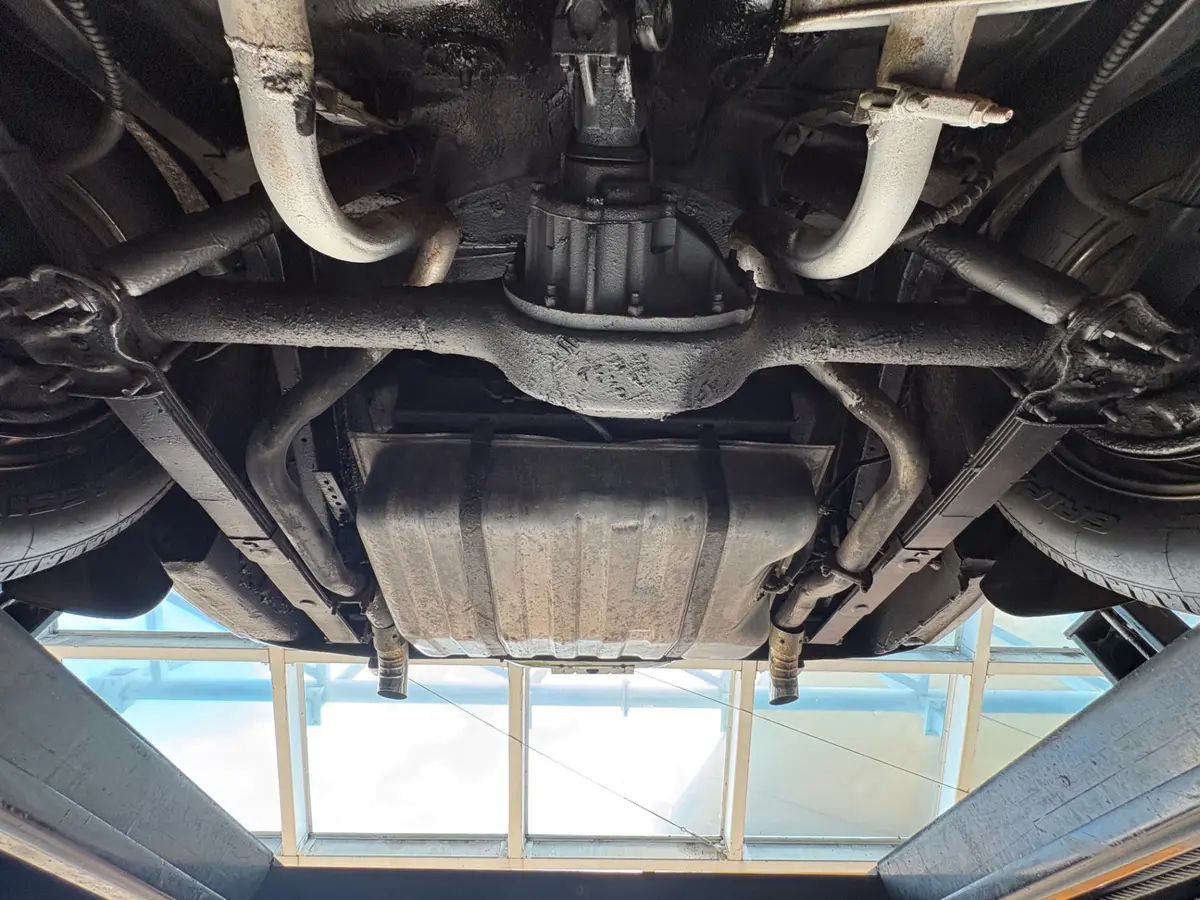 Vehicle photo 62
