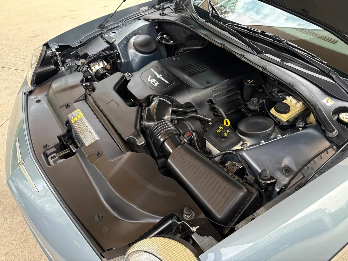 Vehicle photo 37