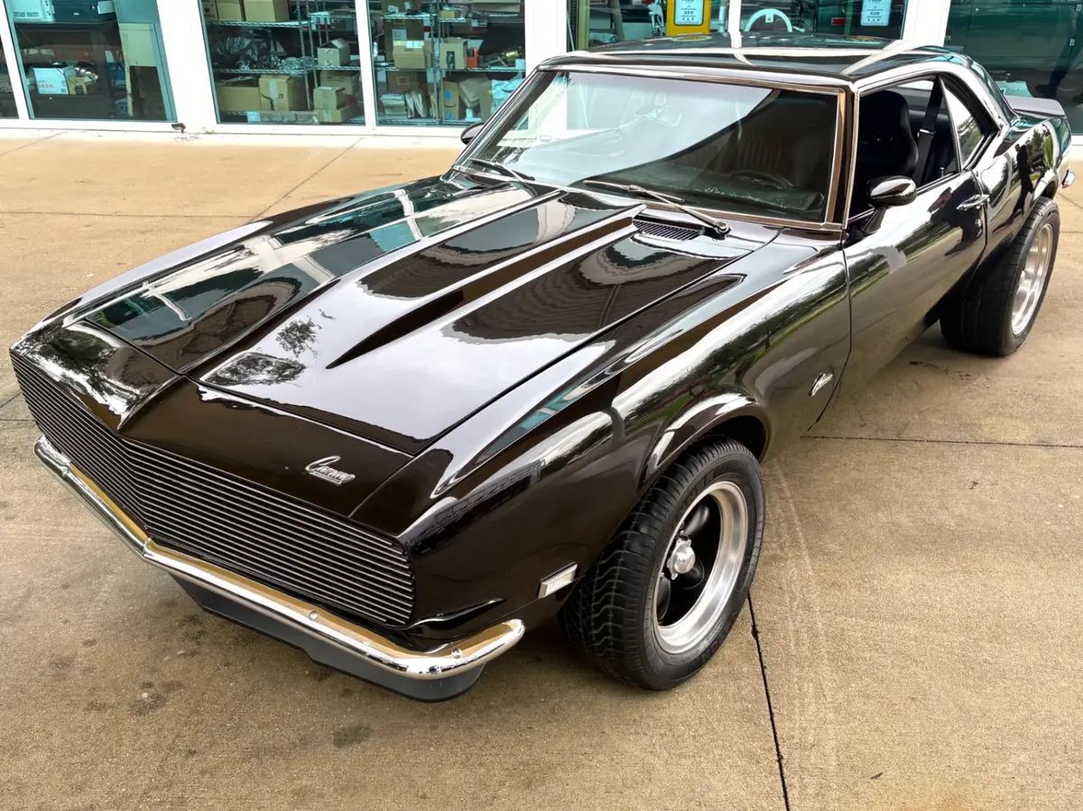 Vehicle photo 20