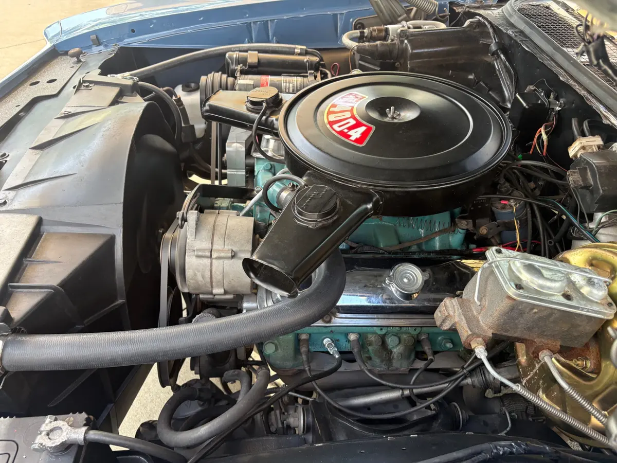 Vehicle photo 40