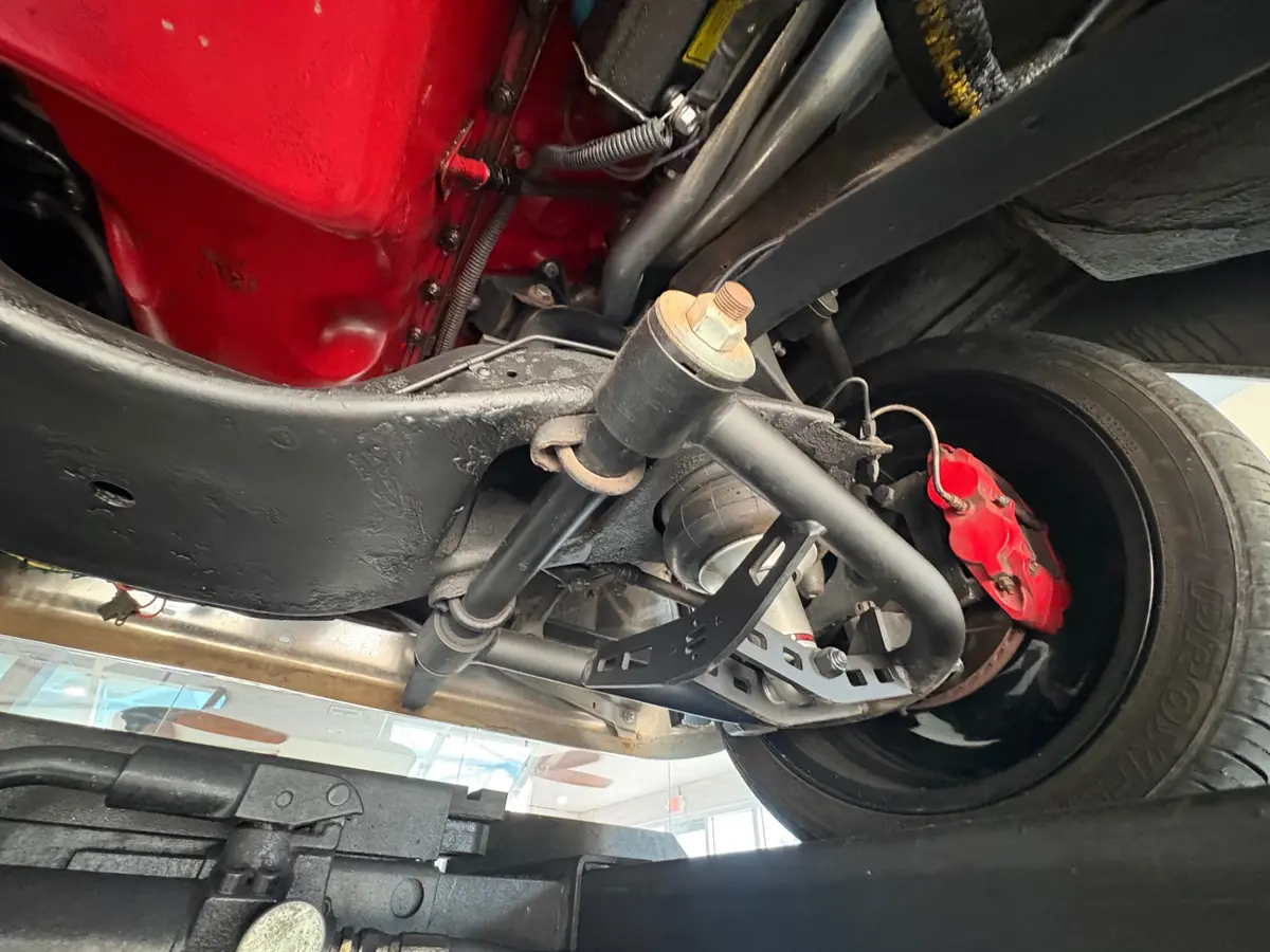 Vehicle photo 48