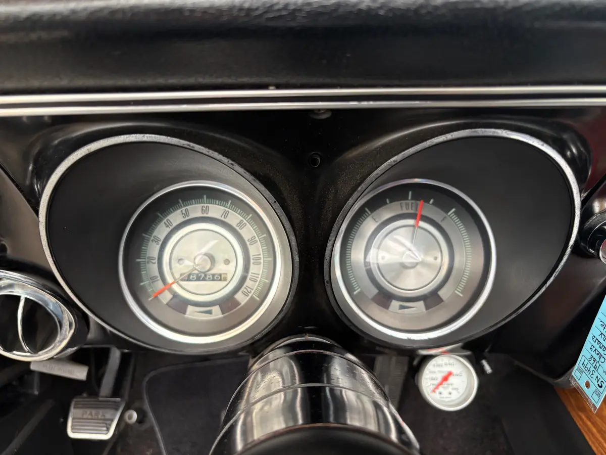 Vehicle photo 44