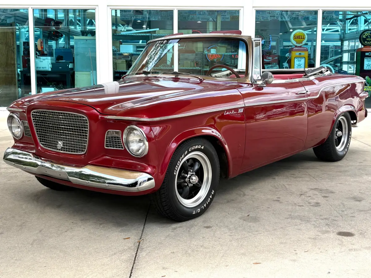 Vehicle photo 1