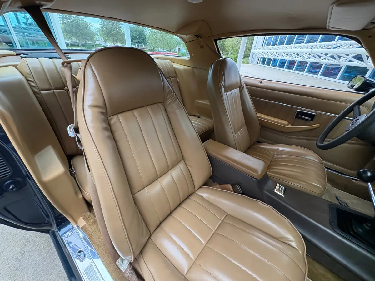 Vehicle photo 42