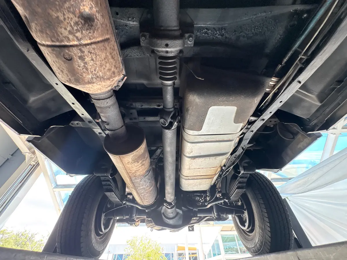 Vehicle photo 55