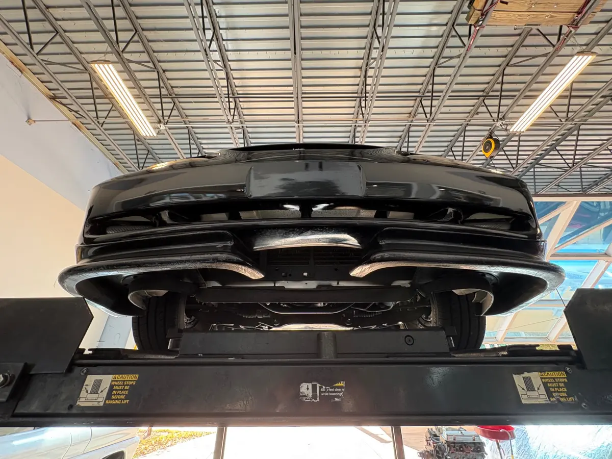 Vehicle photo 50