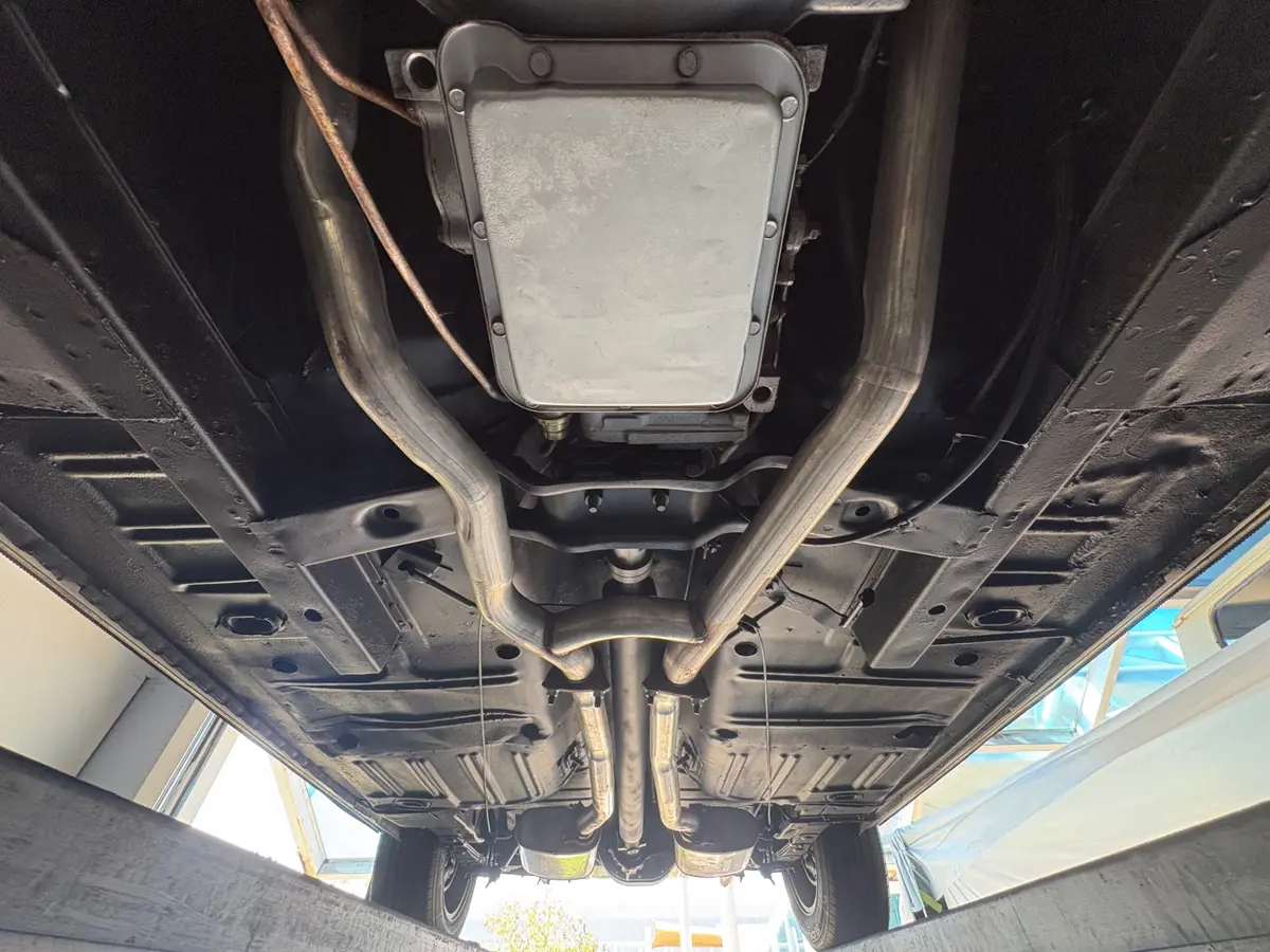 Vehicle photo 51