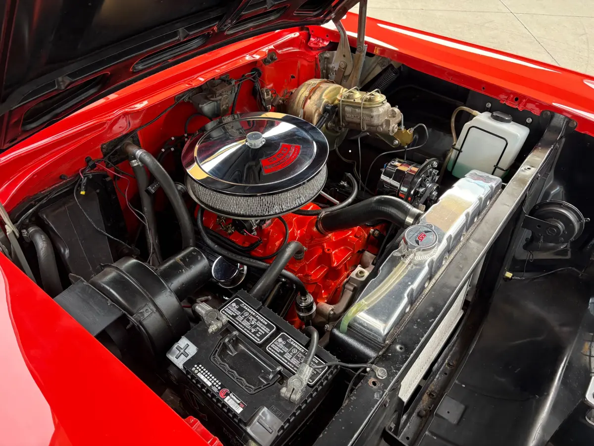 Vehicle photo 31