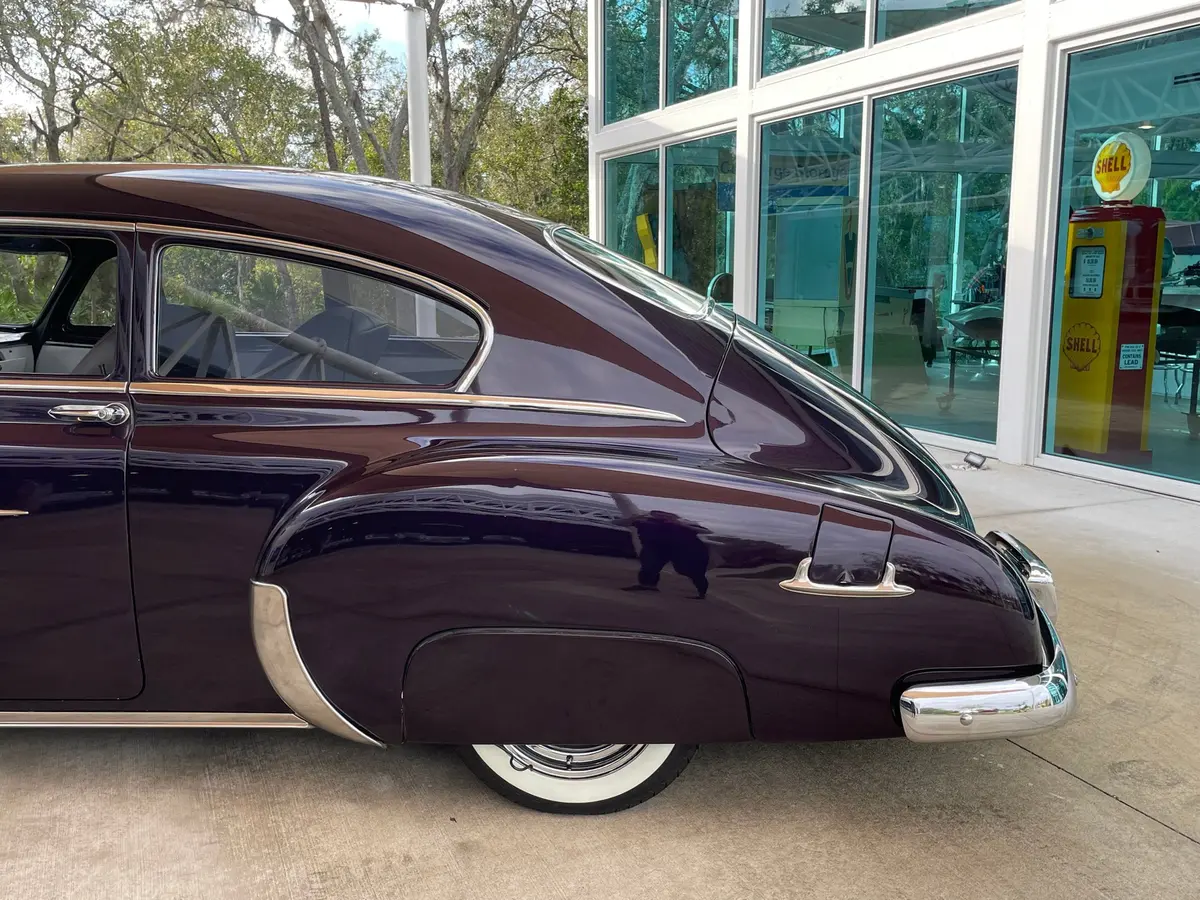 Vehicle photo 14