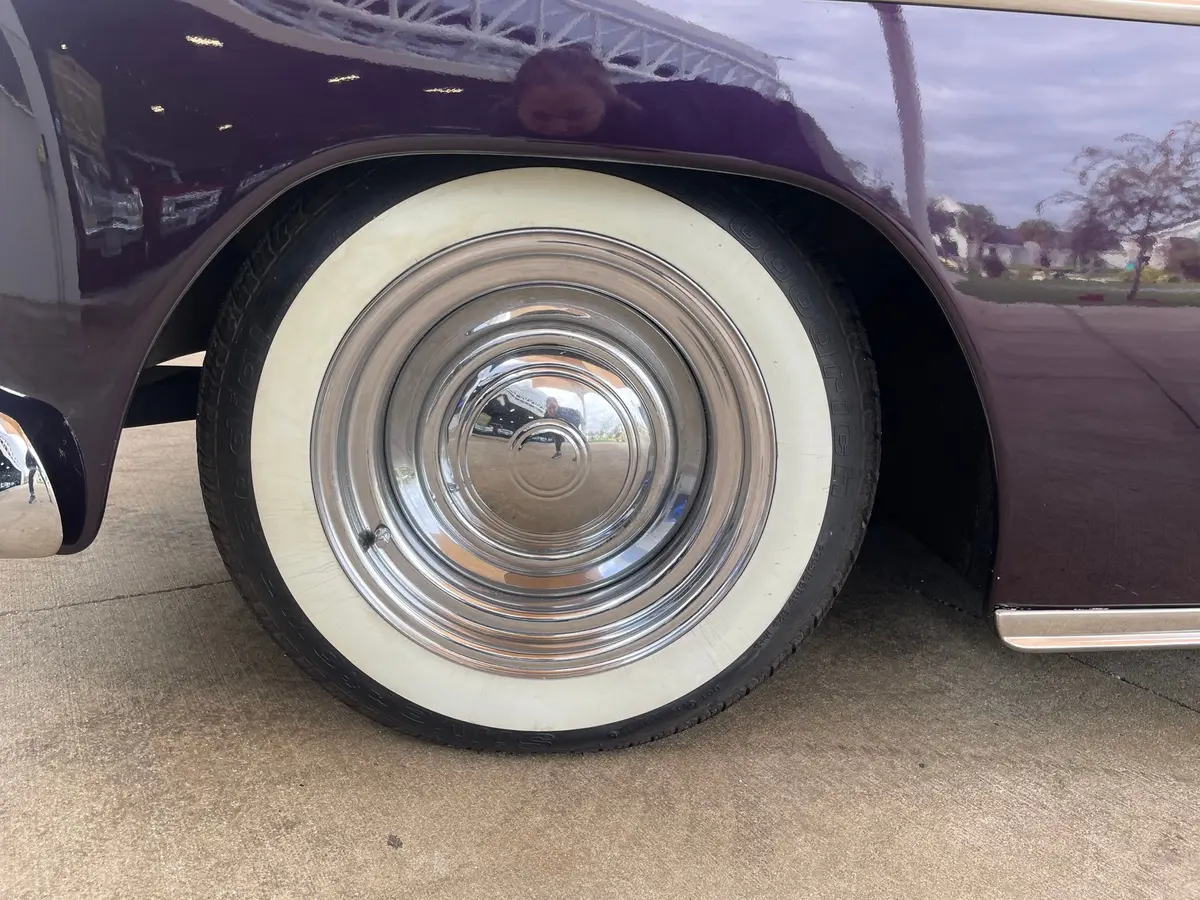 Vehicle photo 18