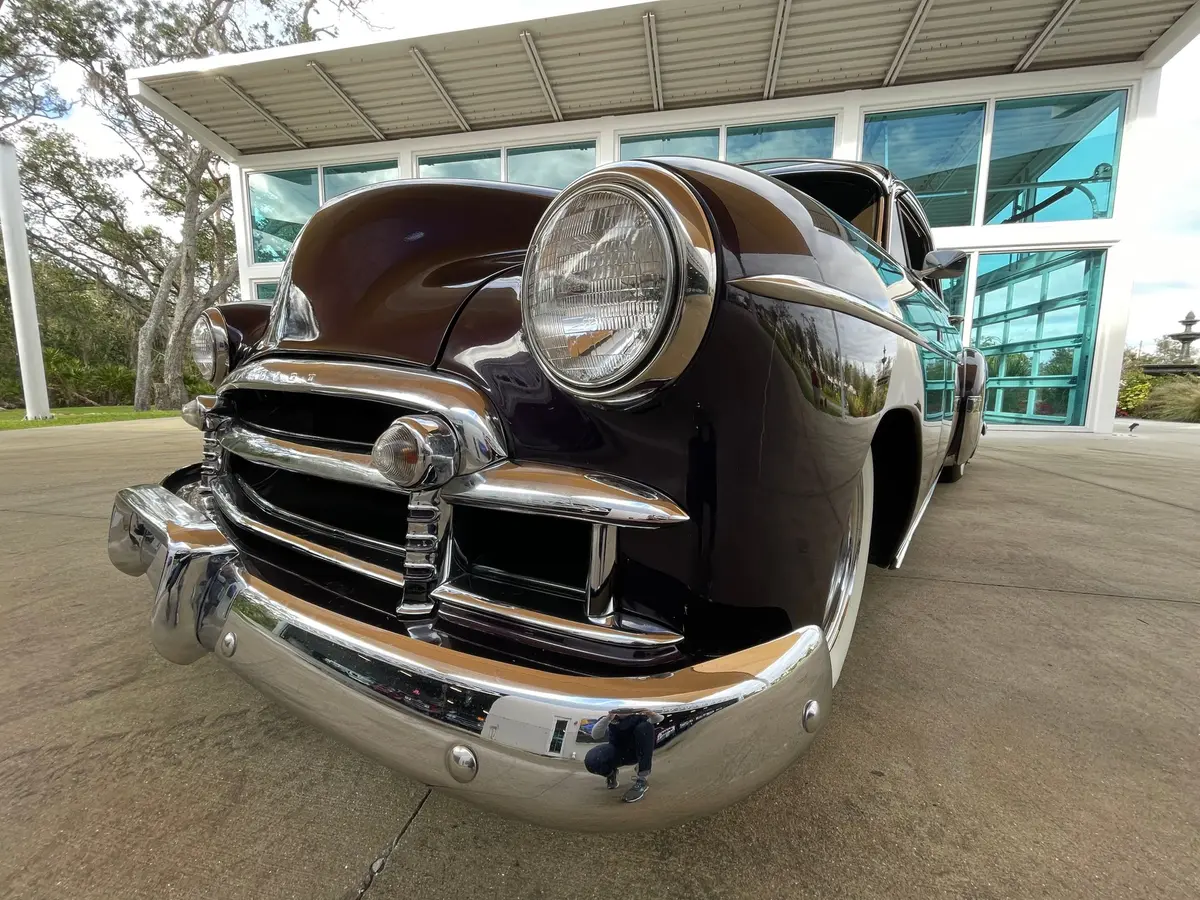 Vehicle photo 19