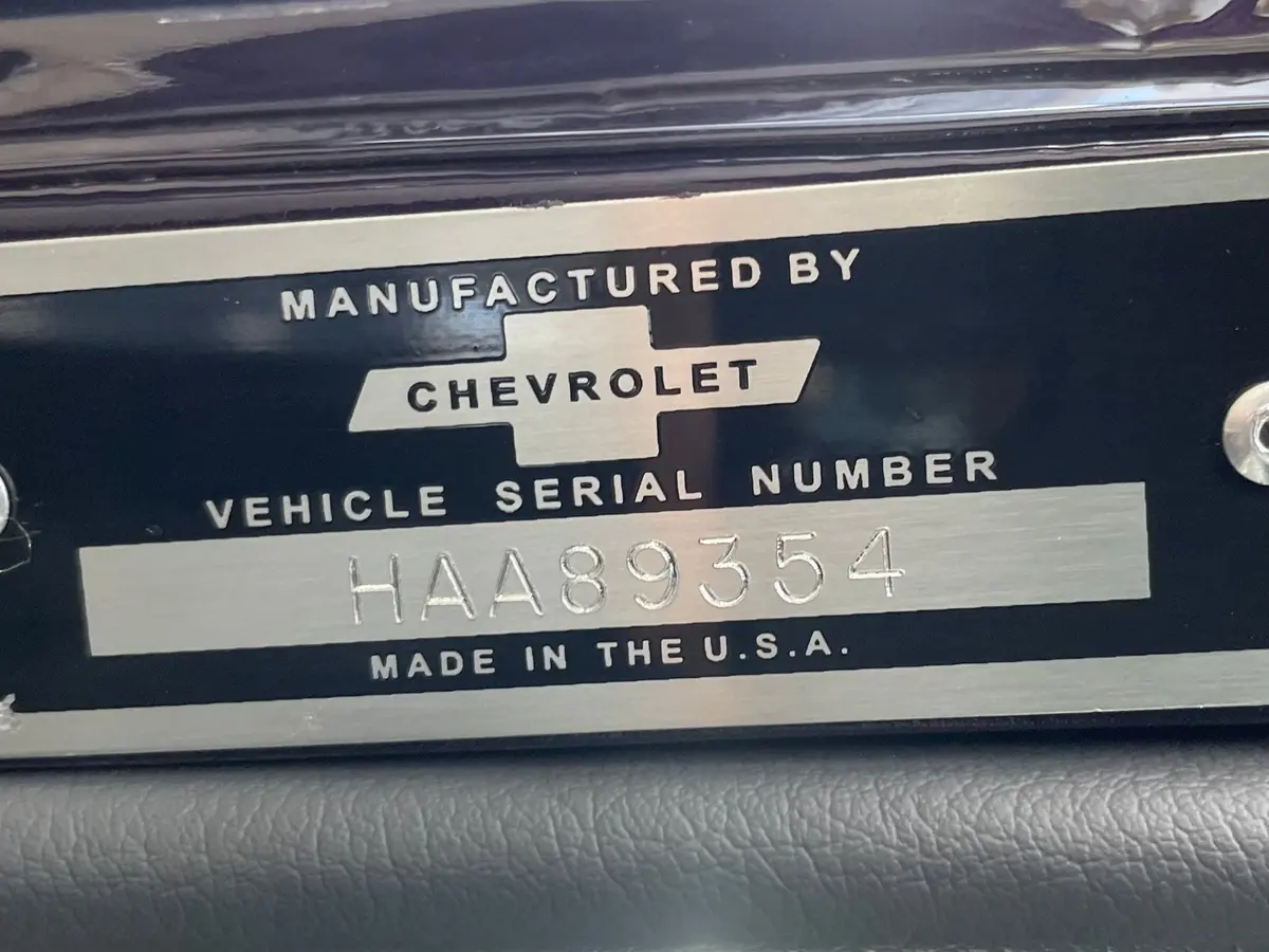 Vehicle photo 22
